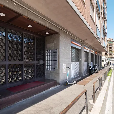 Guesthost - Valle Aurelia Elegant Apartment *