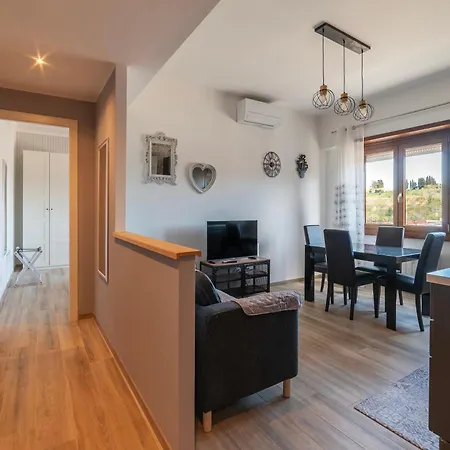 Guesthost - Valle Aurelia Elegant 公寓